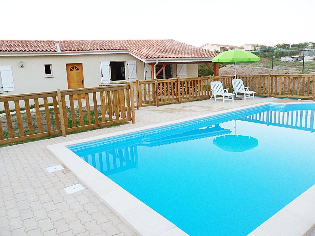 Etang Vallier Resort Brossac Rum bild