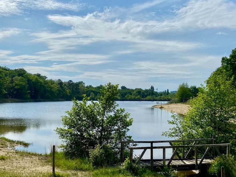 Etang Vallier Resort Brossac Exteriör bild